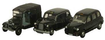 Oxford Diecast 76SET09 Triple Taxi Set - 1:76 (OO) Scale