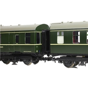 Bachmann 31-326B Class 105 2-Car DMU BR Green Speed Whiskers - OO Gauge