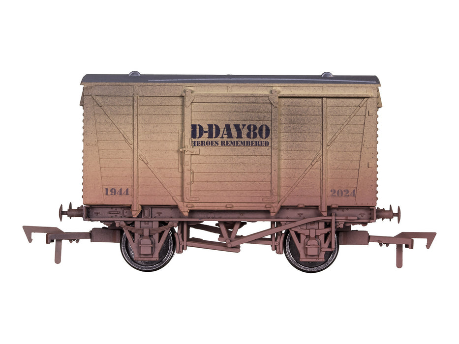 Dapol 7F-052-015W D Day 80th Anniversary 5 Plank Wagon Weathered- O Gauge